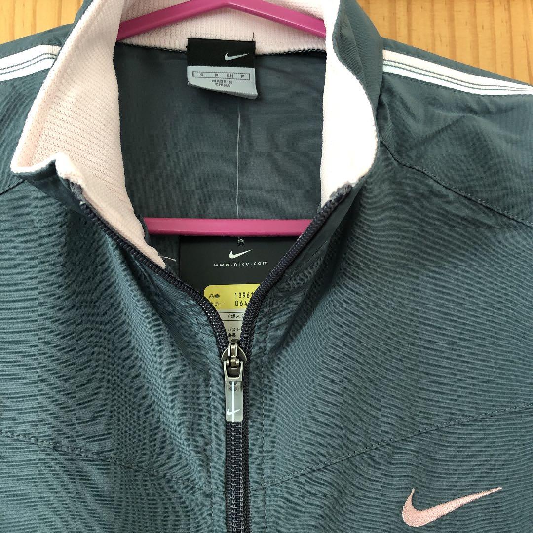 Nike トレーニングウエア上下　Sサイズ