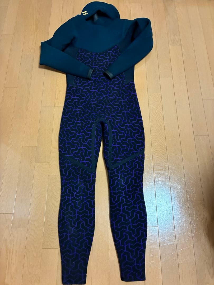 BILLABONG フロントジップ　セミドライ　メンズ