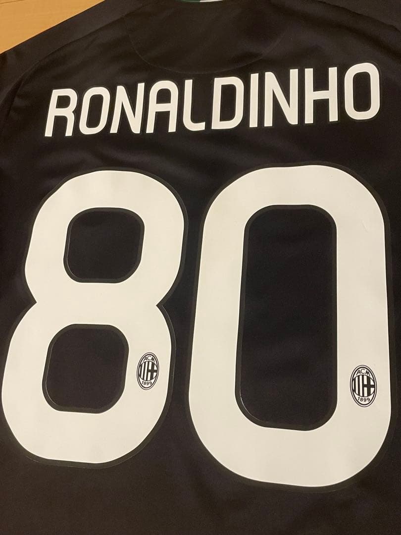 セリエAサッカーユニフォームacミランアディダスロナウジーニョ10 11黒3rd
