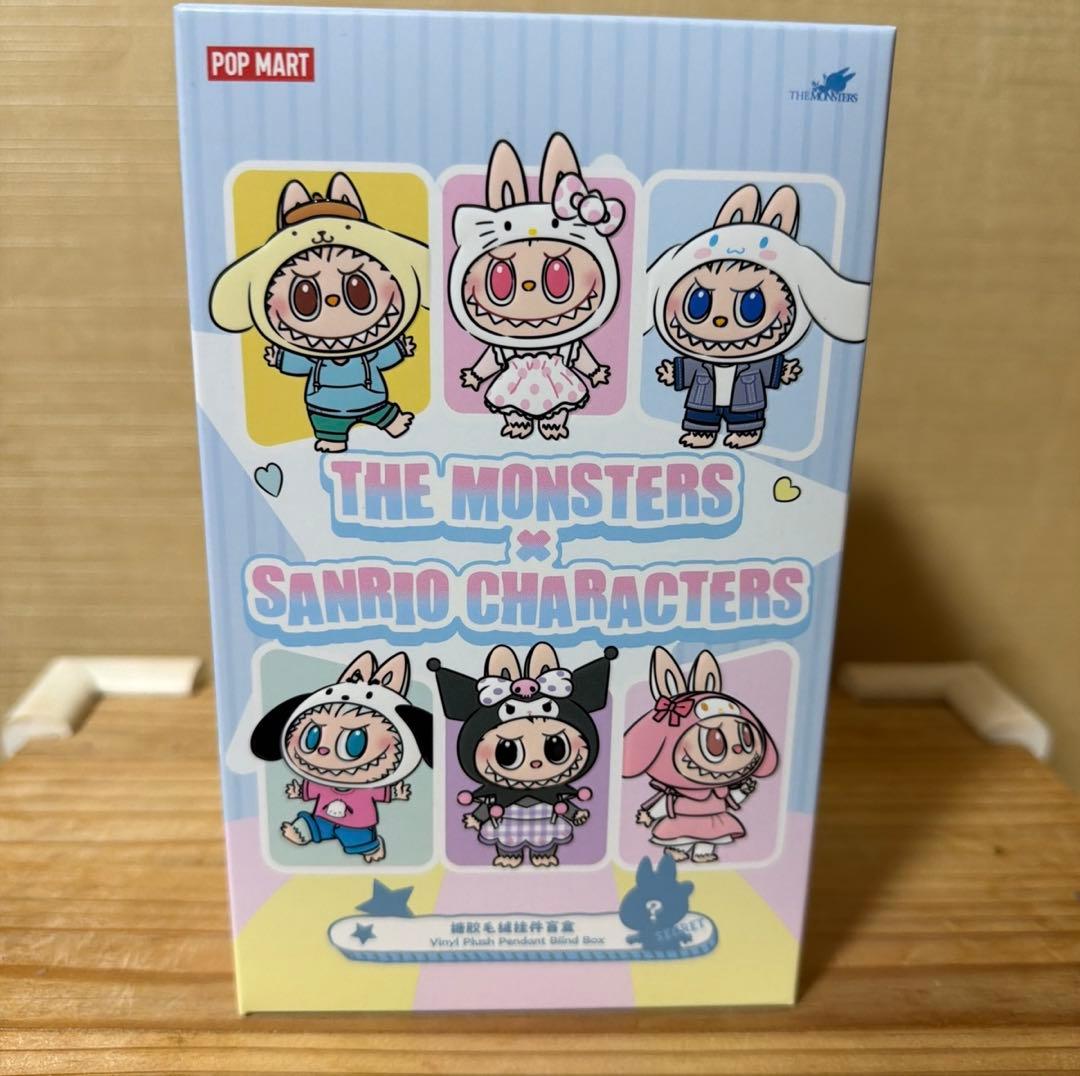 THE MONSTERS x SANRIO コラボ　ハローキティ