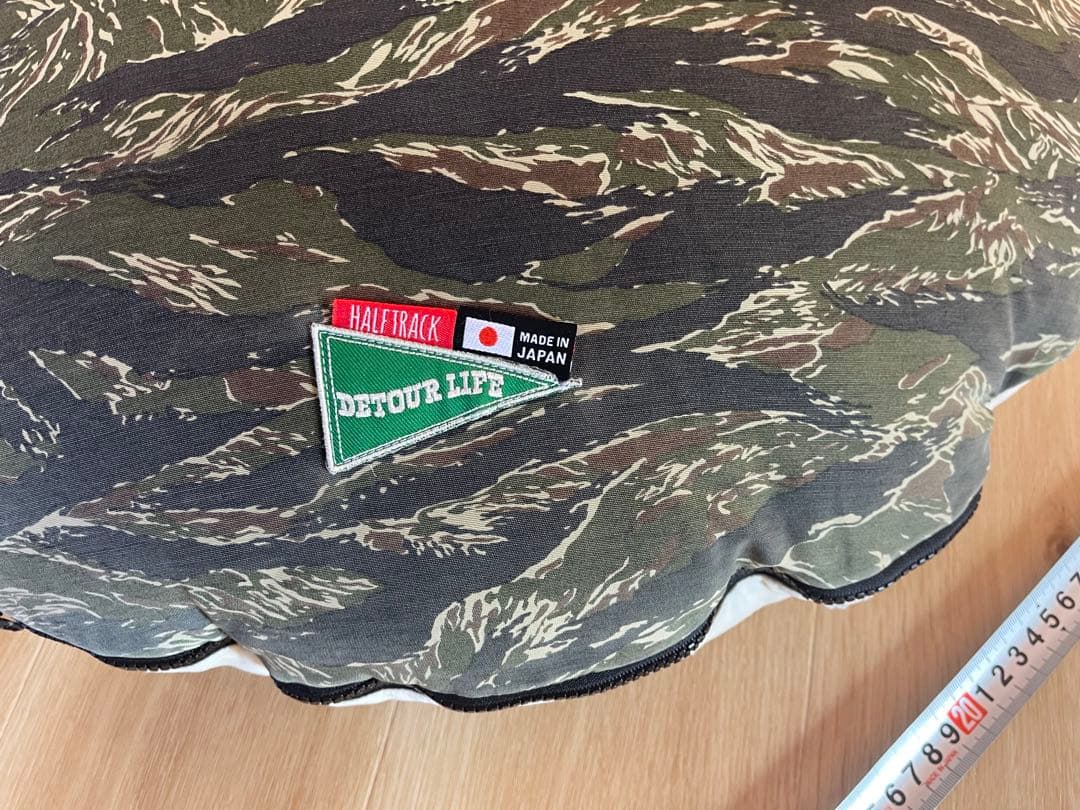 HALF TRACK PRODUCTS ノンスリープクッション　ハウス　バード