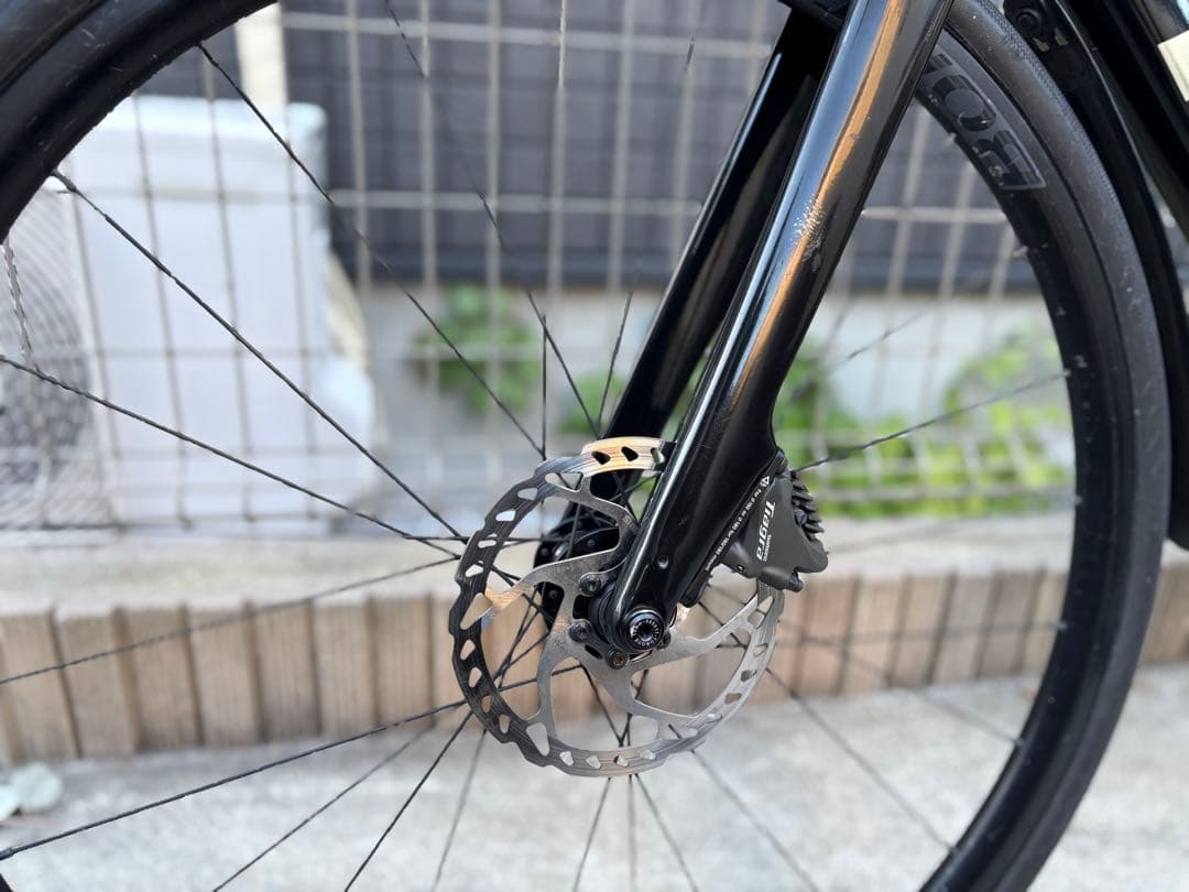 Trek ブラック ロードバイク Tiagra