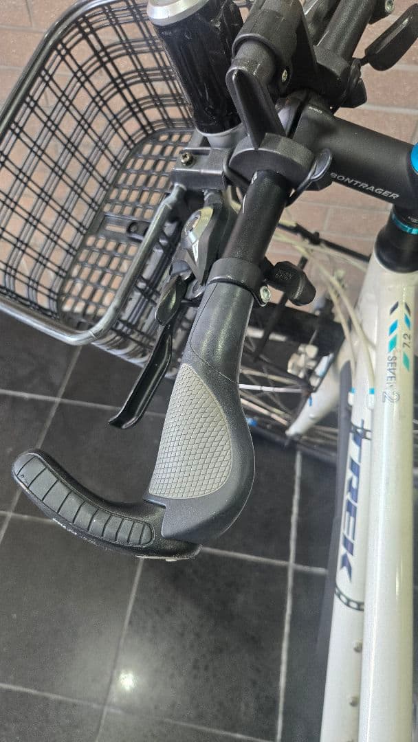 京都引き取り限定2月28日までクロスバイクTrekトレック7.2fxwsd
