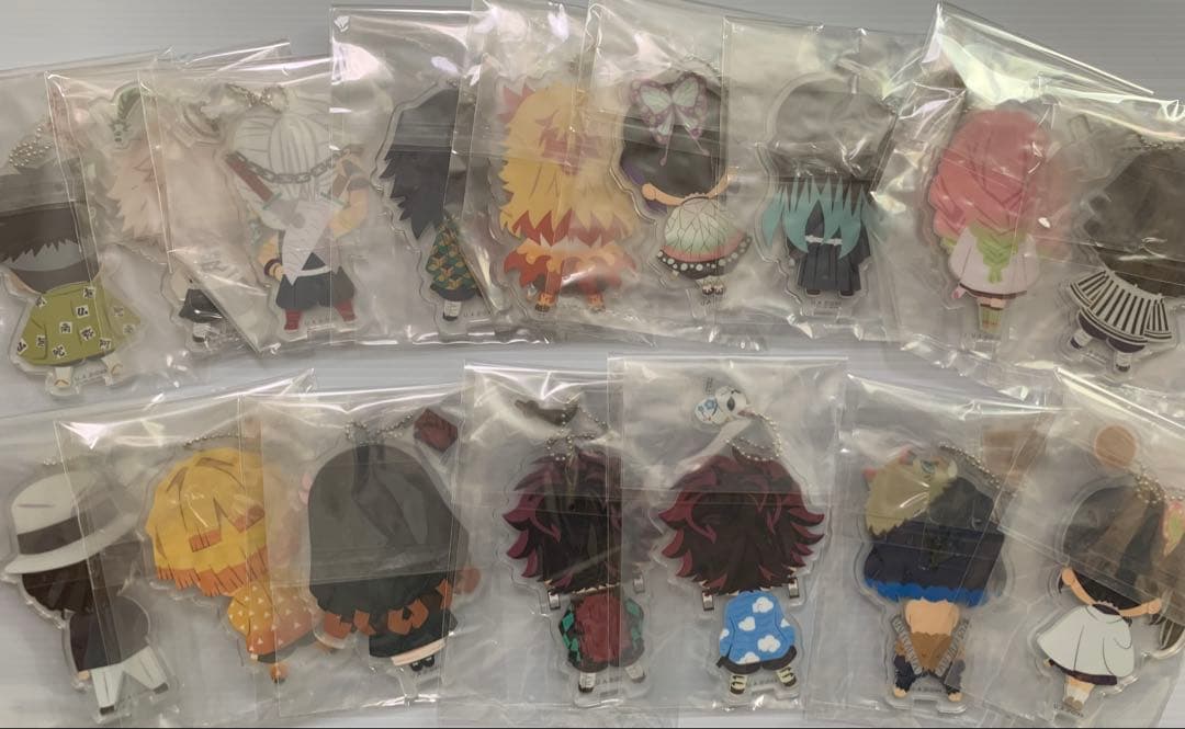 鬼滅の刃 × 見つめて！ アクリルチャーム 初期 全16 種 未開封 フルコンプ