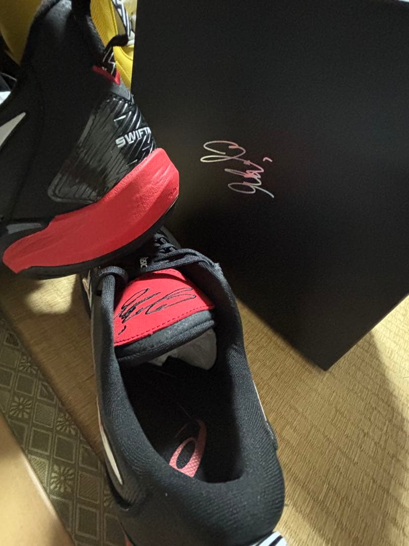 ASICS SWIFTACE　YUKI 28cm ブルズカラー