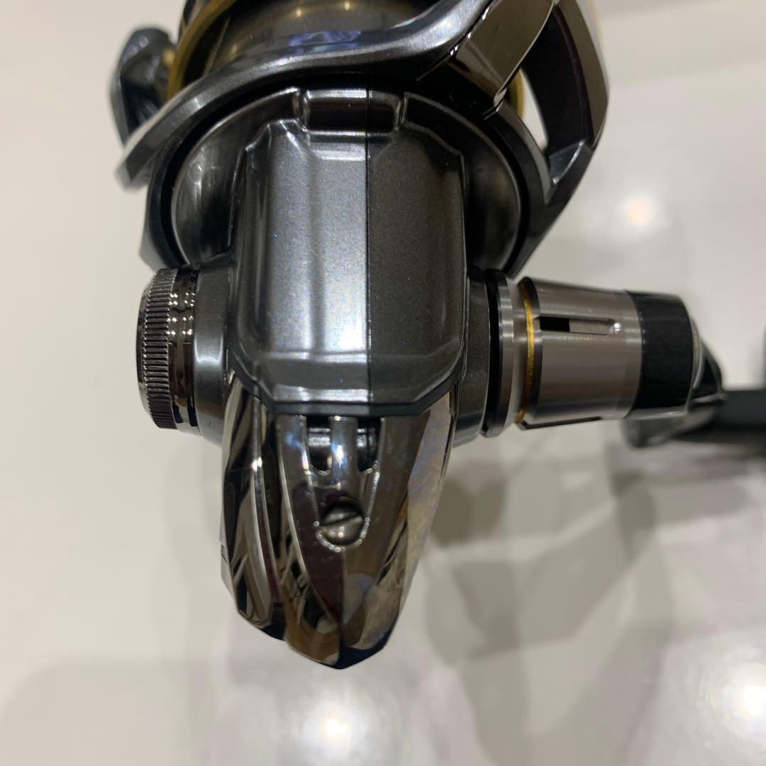 SHIMANO Vanquish C3000 スピニングリール