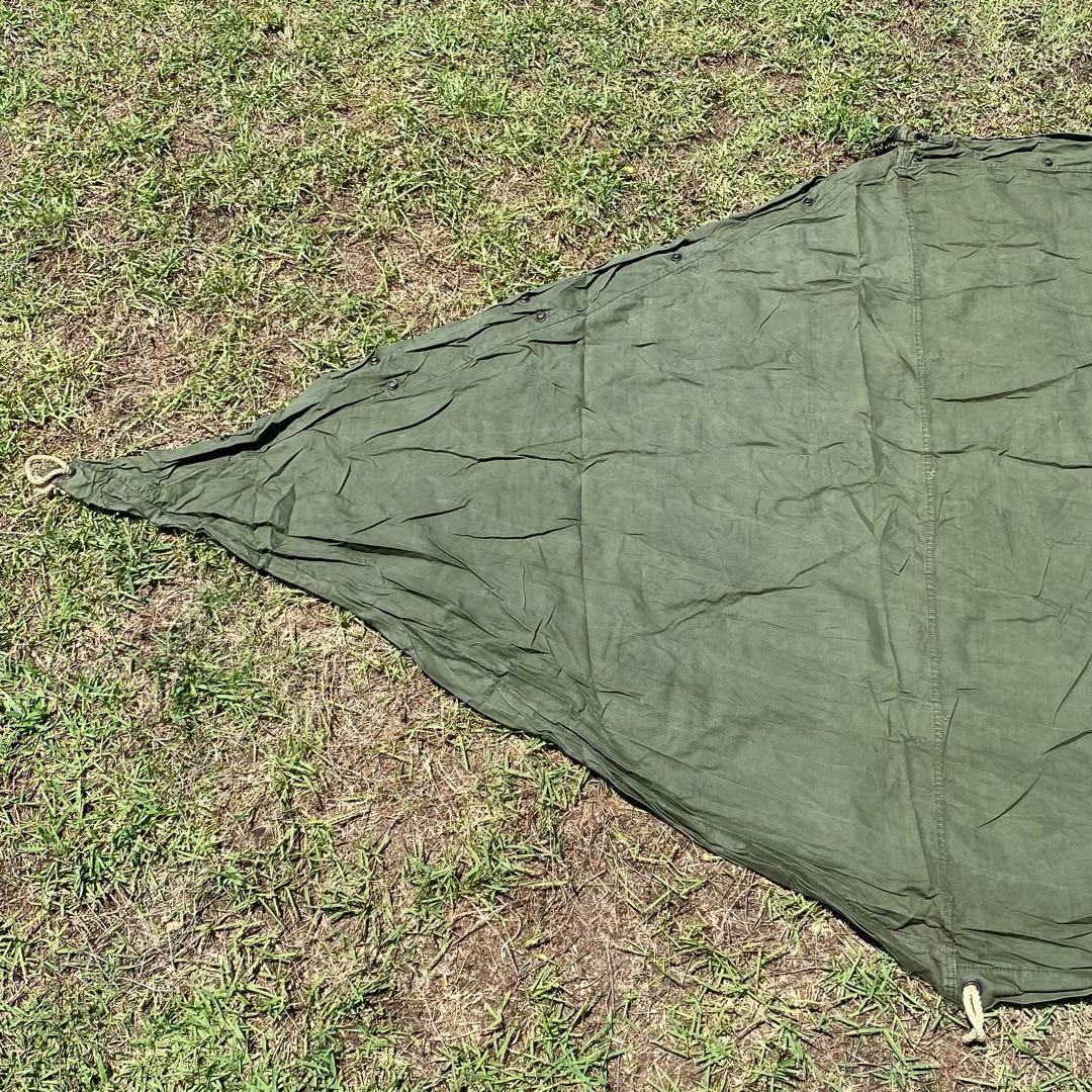 USパップテント⑪　アメリカ軍　軍幕　ハーフシェルター２枚　ポール・ペグ　セット