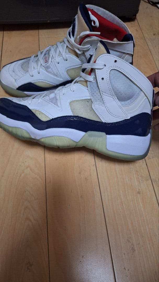 Air Jordan ホワイト/ネイビー/レッド