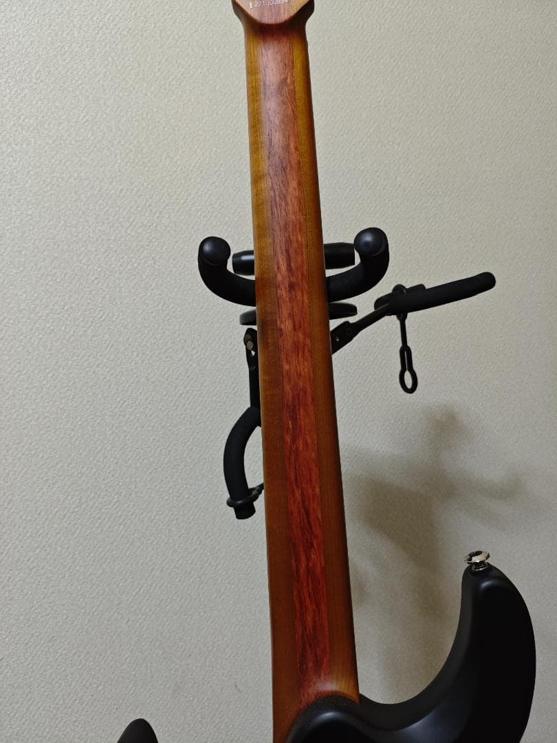 Ibanez QX52-BKF (Bladck Flat) ギターケース付き