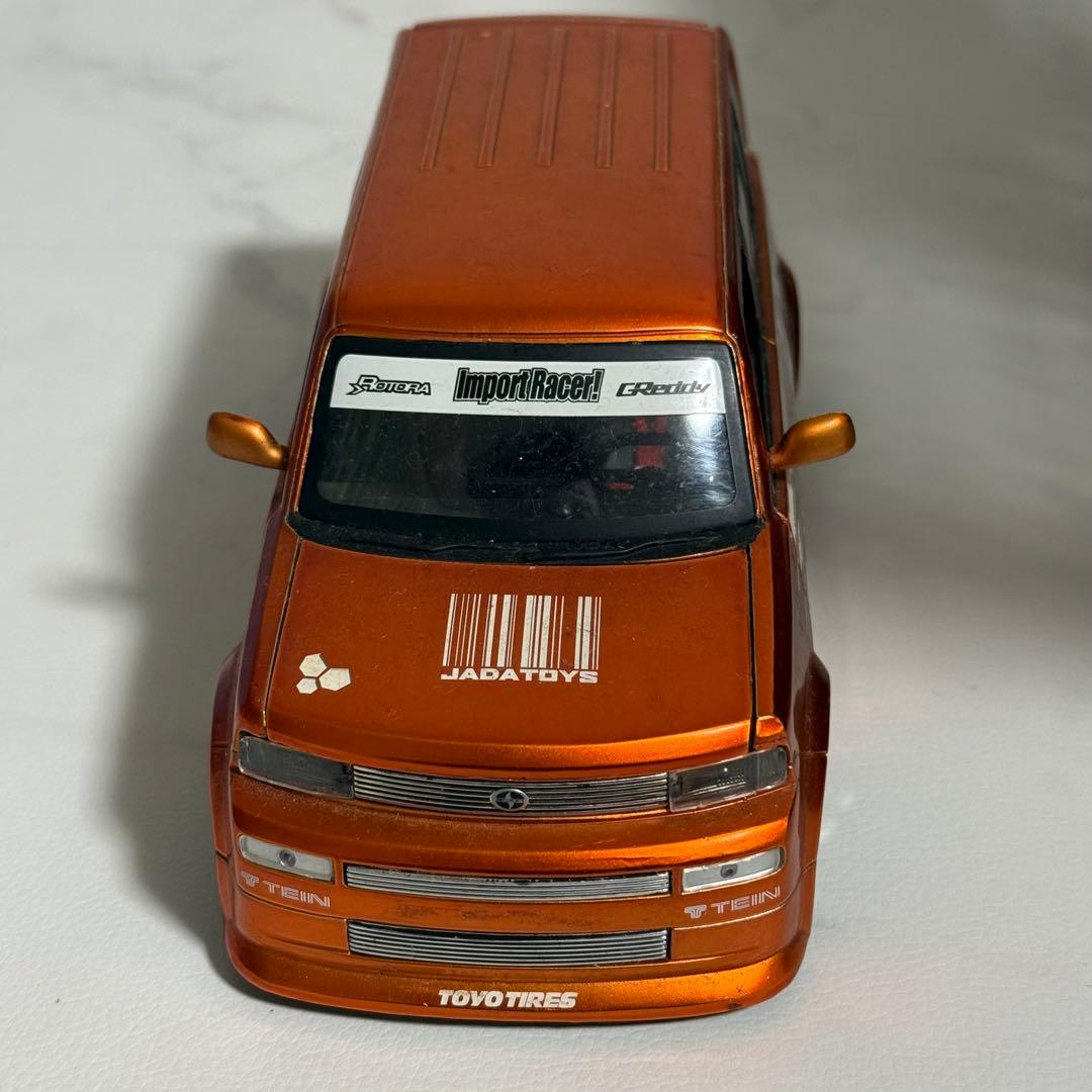 SCION xb サイオン 1/24スケール ミニカー