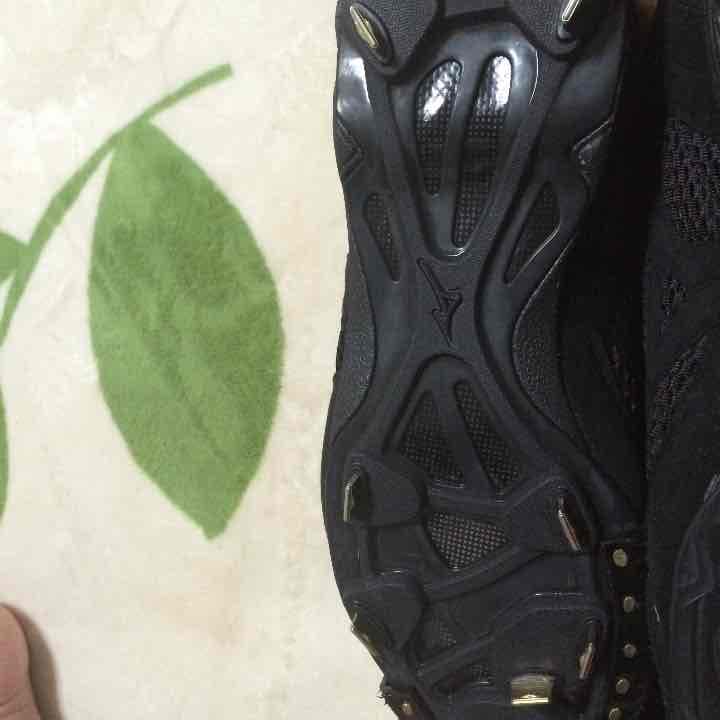 ミズノプロ新品野球 金スパイク
