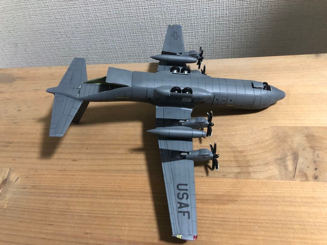 米空軍　C-130J プラモデル