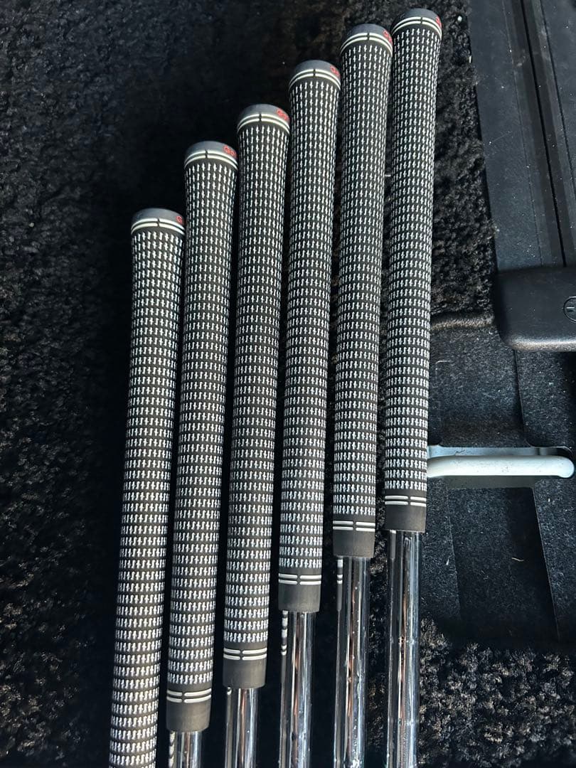 ブリヂストンgolfクラブセット一式、キャディバッグ付　他