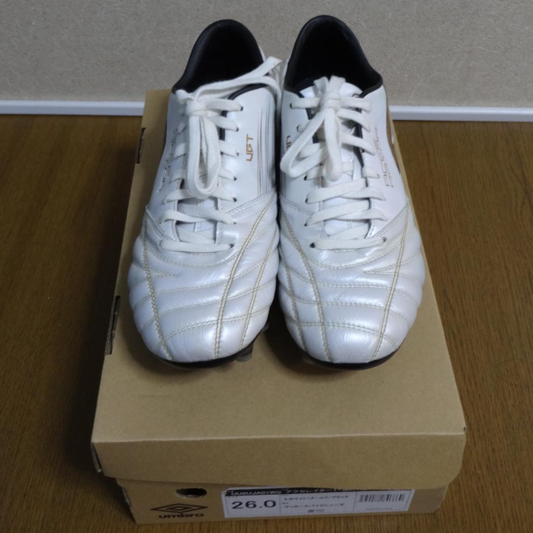 UMBRO サッカースパイク UU2UJA01WG アクセレイター F-LASH