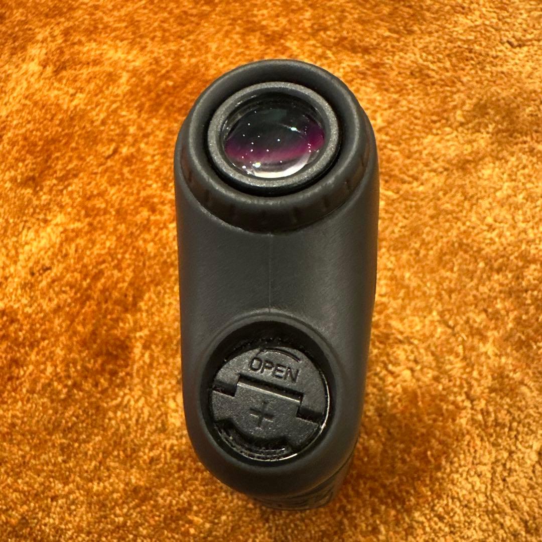 Bushnell ゴルフ用距離計 Tour V5 ケース付き