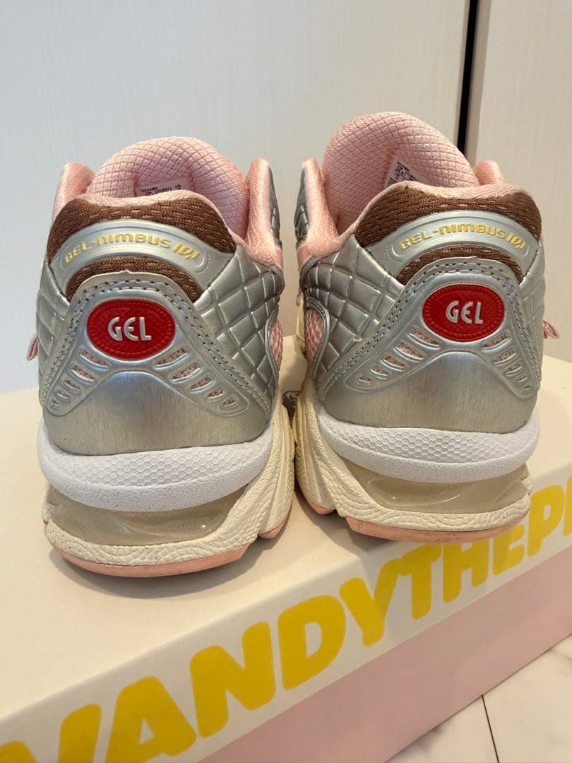スパイク・シューズ asics GEL-NIMBUS 10atmos STRAWBERRYCREAM