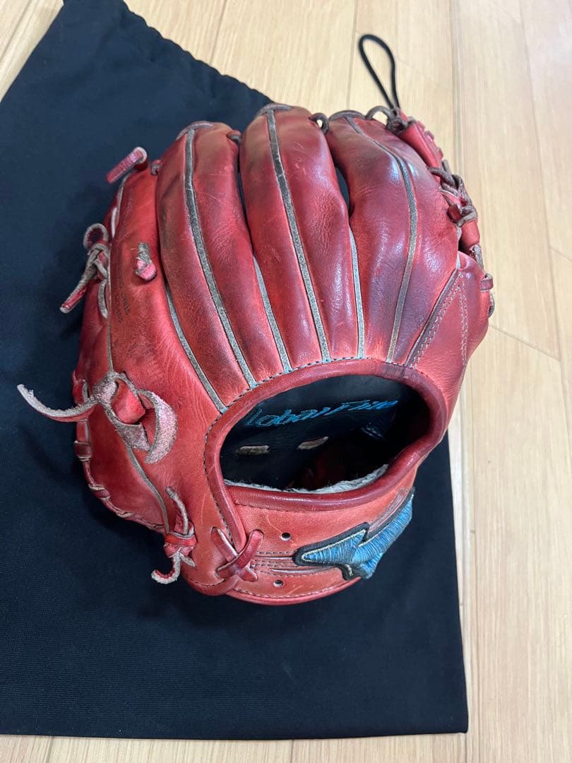 軟式内野手用グラブ　ミズノグローバルエリート