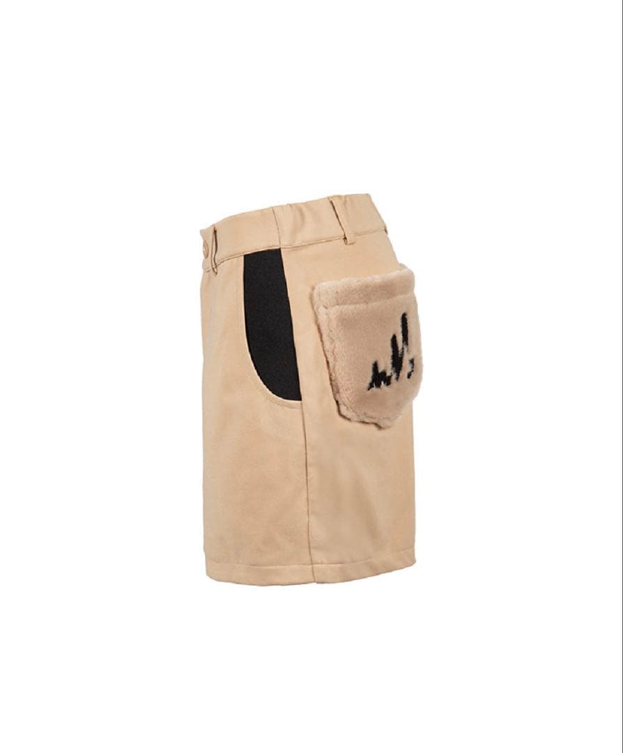 【新品】mutaファーポケットホットパンツ　ベージュ　　レディースＭ