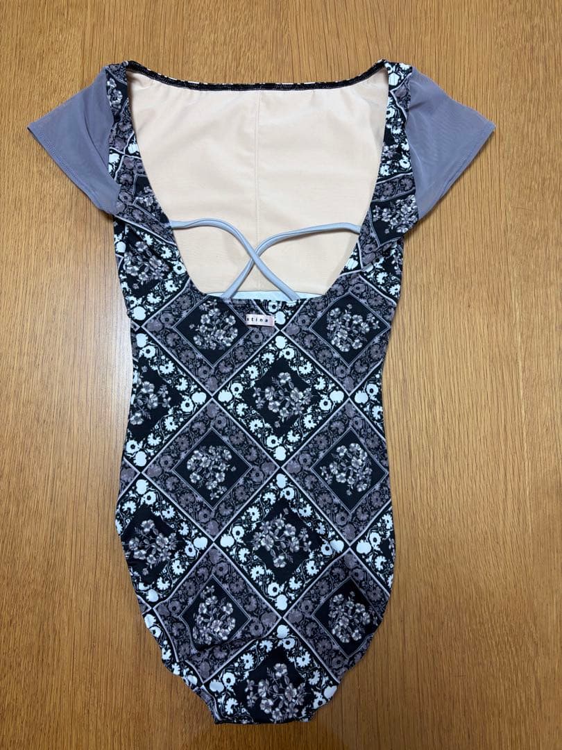 stina レオタード　Sサイズ