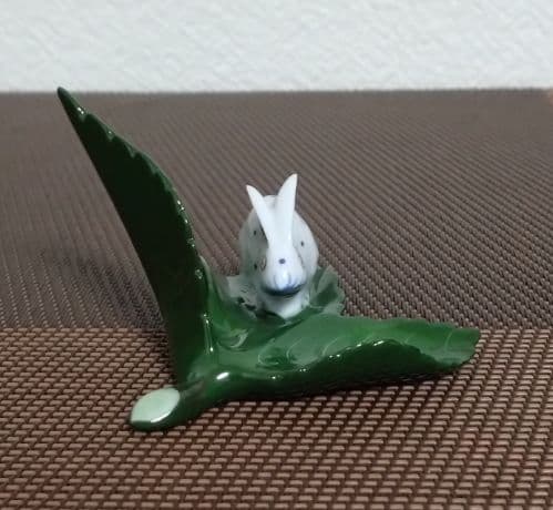 ヘレンド・ファンタジースタンド ウサギ飾り