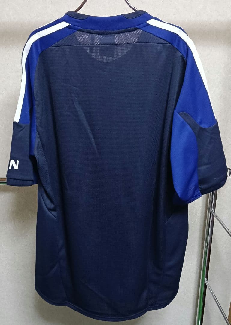 激レア・新品タグ付き　日本代表 12-13ユニフォーム 袖KIRINロゴ入り／L