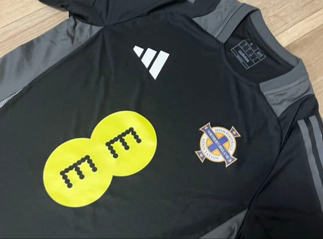 adidas 北アイルランド代表　トレーニングシャツ　プレマッチシャツ　国内M