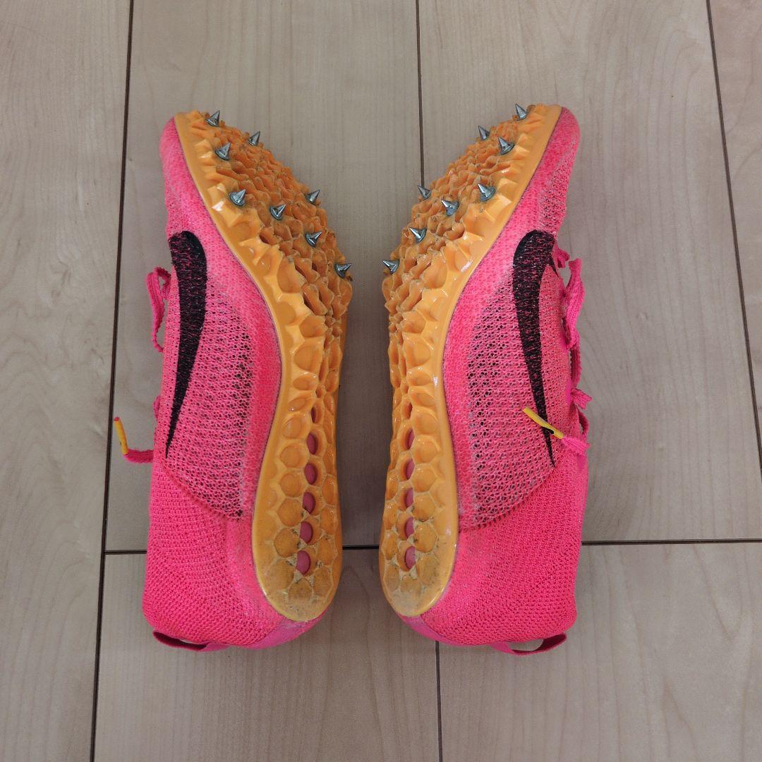 NIKE　ピンク スパイクシューズ メッシュ