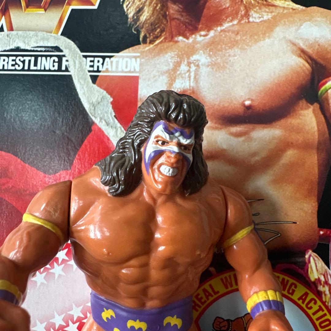 WWF ハズブロ　ウルティメイト・ウォリアー フィギュア