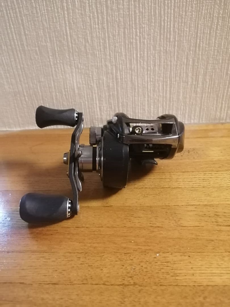 Abu Garcia ベイトリール REVOパワークランク6
