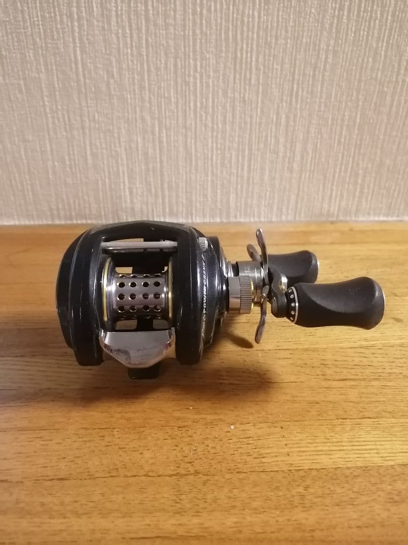 Abu Garcia ベイトリール REVOパワークランク6