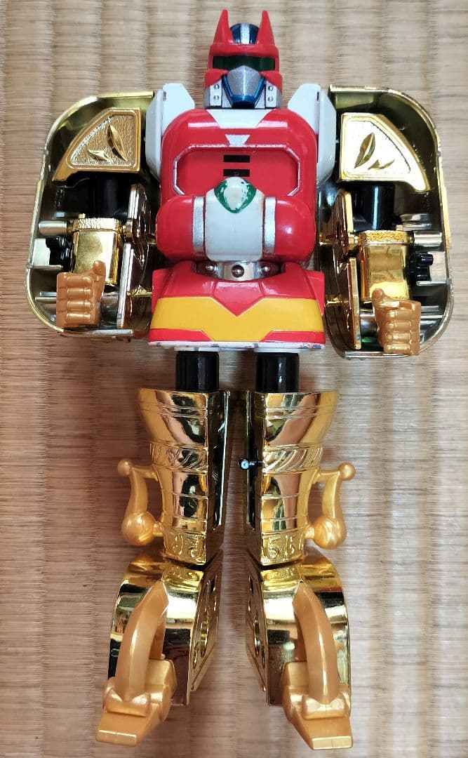 テツワン探偵ロボタック 当選品 金のランドツール+おまけ
