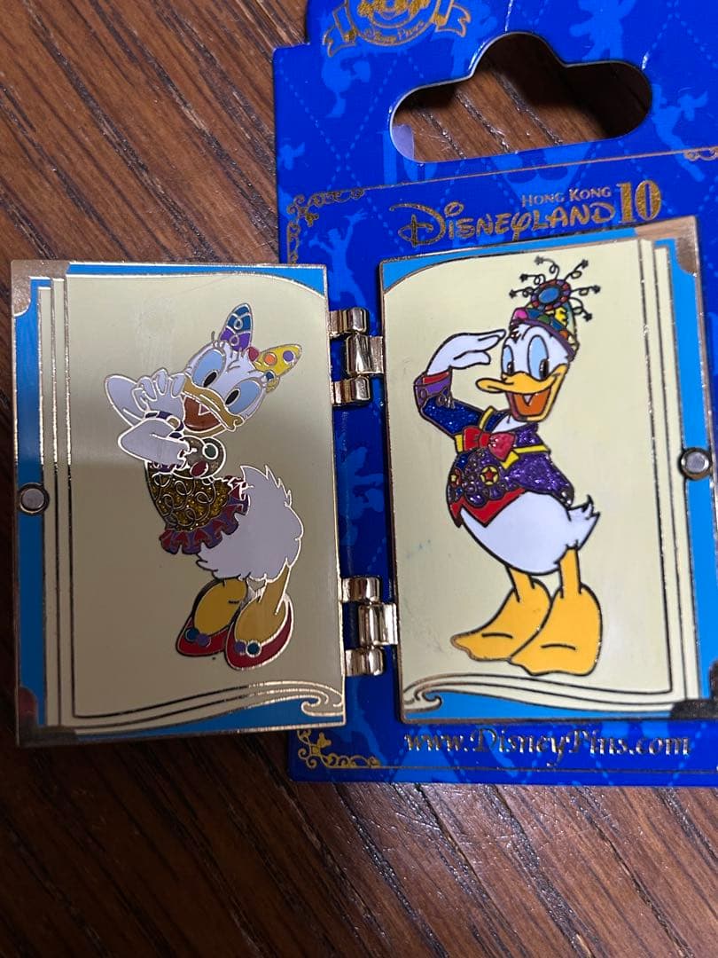 HKDL ドナデジ　ピンバッジ　セット　香港ディズニー