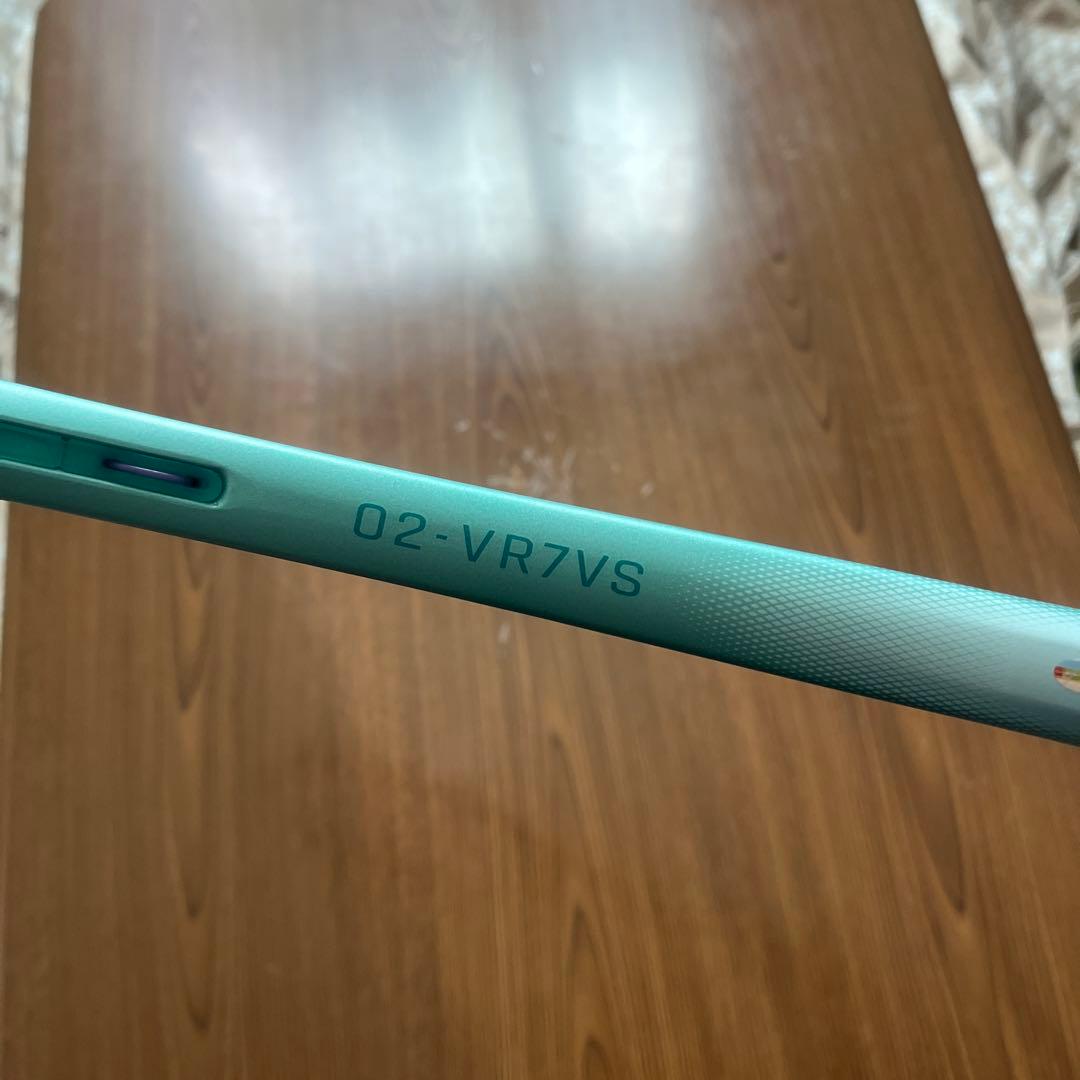 本日限定値下げ！！ほぼ新品！早い者勝ち！YONEX ボルトレイジ7 新色