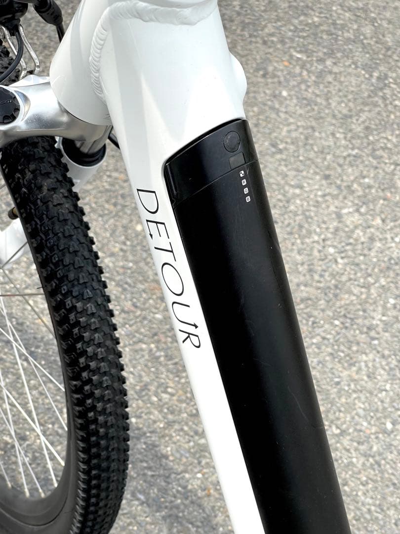 流通無し♪ 無料配達♪日本初♪ チェーンレス　電動アシスト自転車　 DETOUR