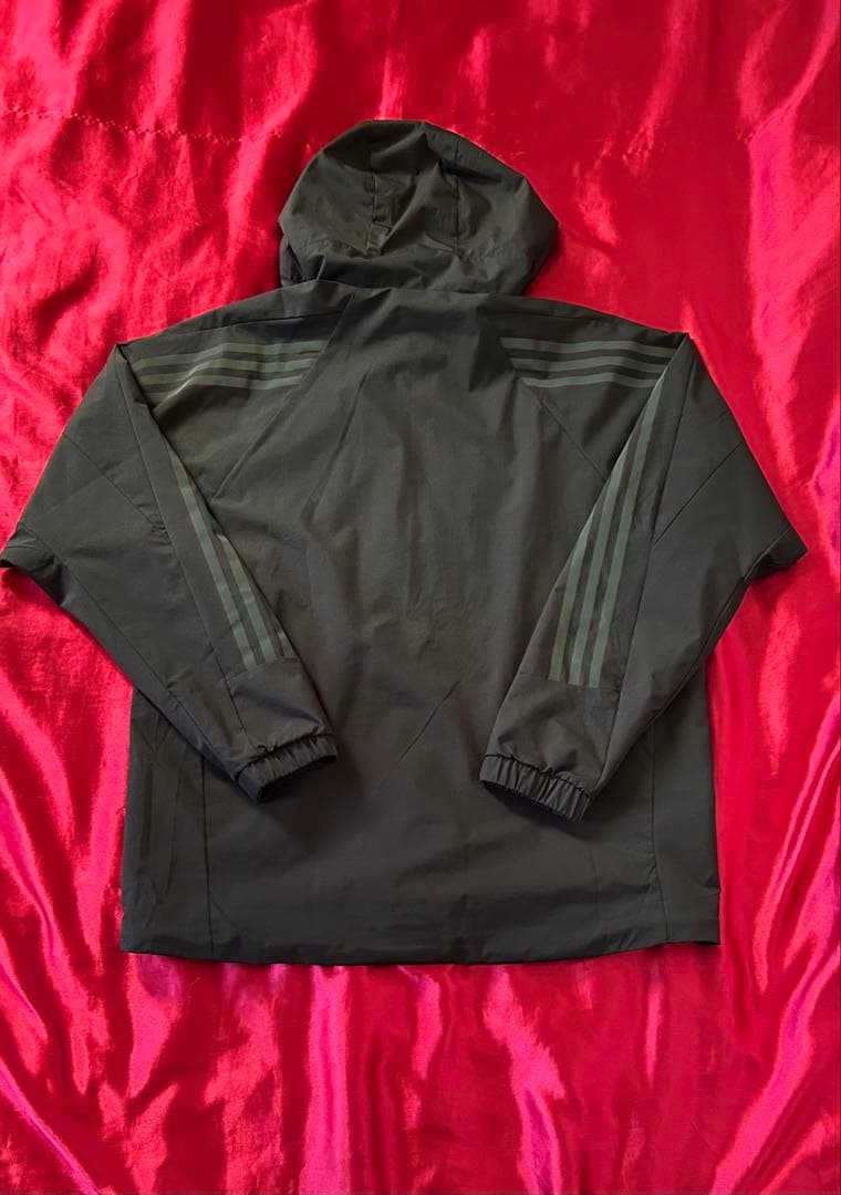 ⭐︎アディダス上下セットウインドブレーカー /防風保温効果/Lサイズ/adidas