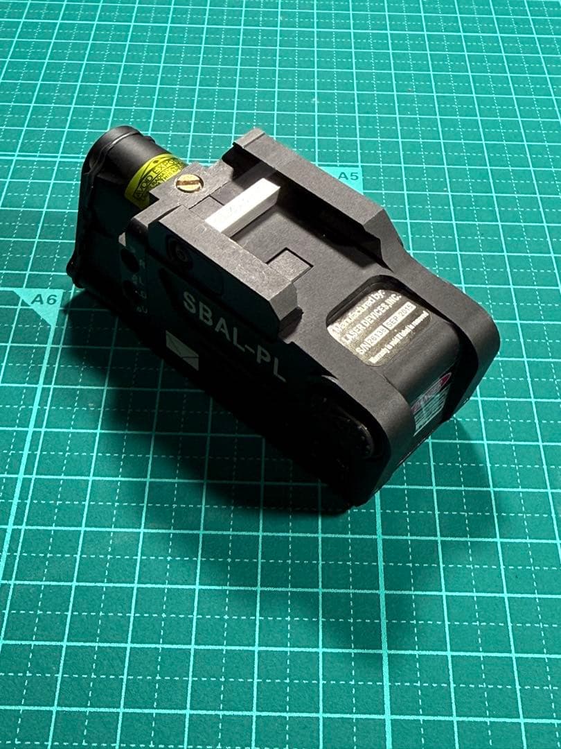 SBAL-PL型ピストルライト黒ストロボポインター機能20mmレイル用新品黒