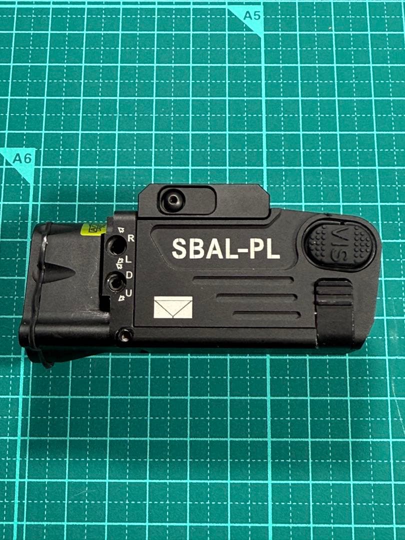 SBAL-PL型ピストルライト黒ストロボポインター機能20mmレイル用新品黒