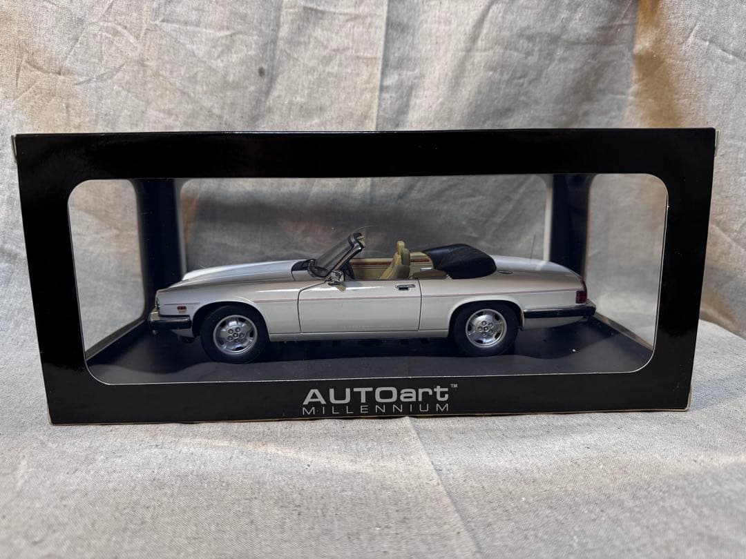Jaguar XJ-S コンバーチブル　1/18