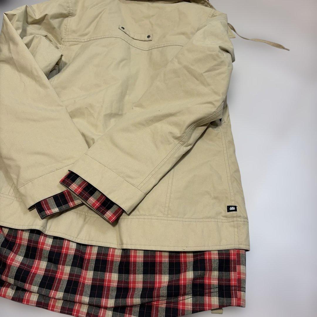 686 スノーボードウェア ベージュ　Dickies 保温素材　撥水加工