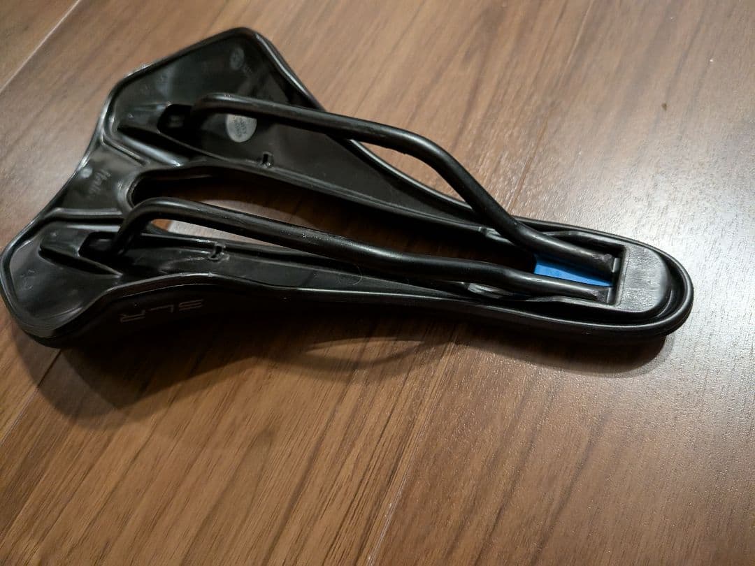 パーツ Selle Italia SLR BOOST TM S.FLOW Mn L