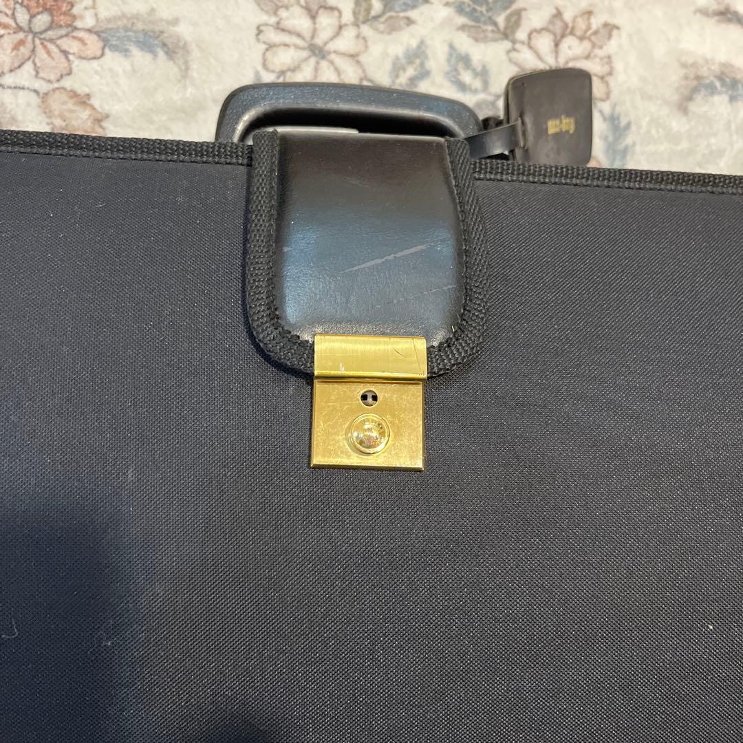 バイオリン　SUN bag バイオリンハードケース4/4サイズ　ブラック四角型