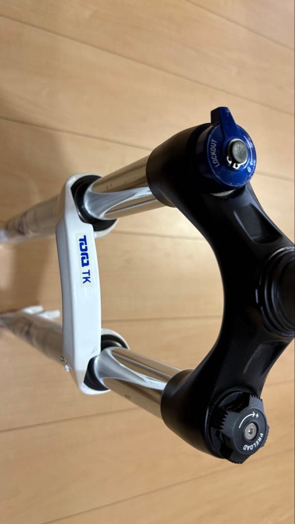 ROCK SHOX TORA TK サスペンションフォーク