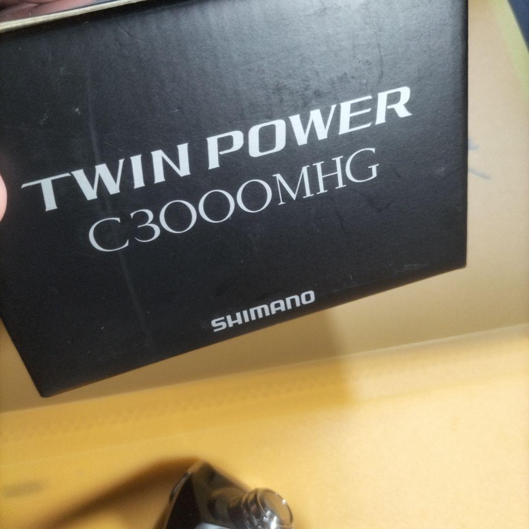 SHIMANO TWIN POWER C3000MHG スピニングリール