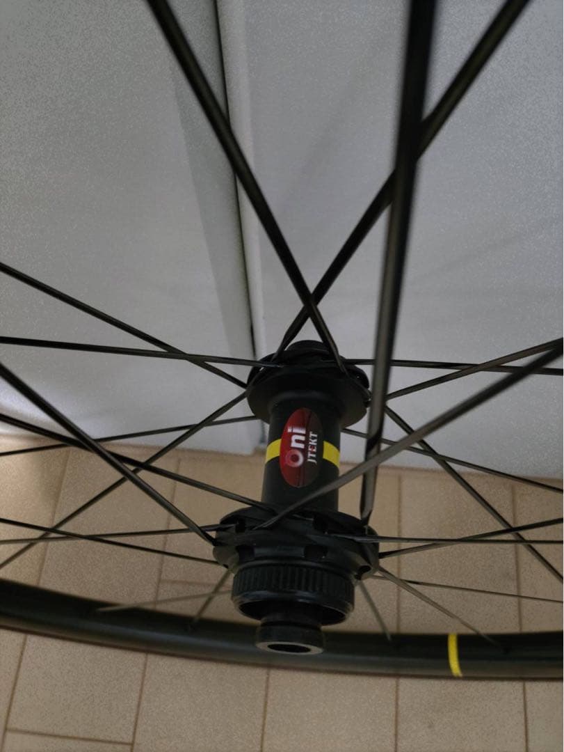 MAVIC　COSMIC　SLR32 鬼ベアリング搭載