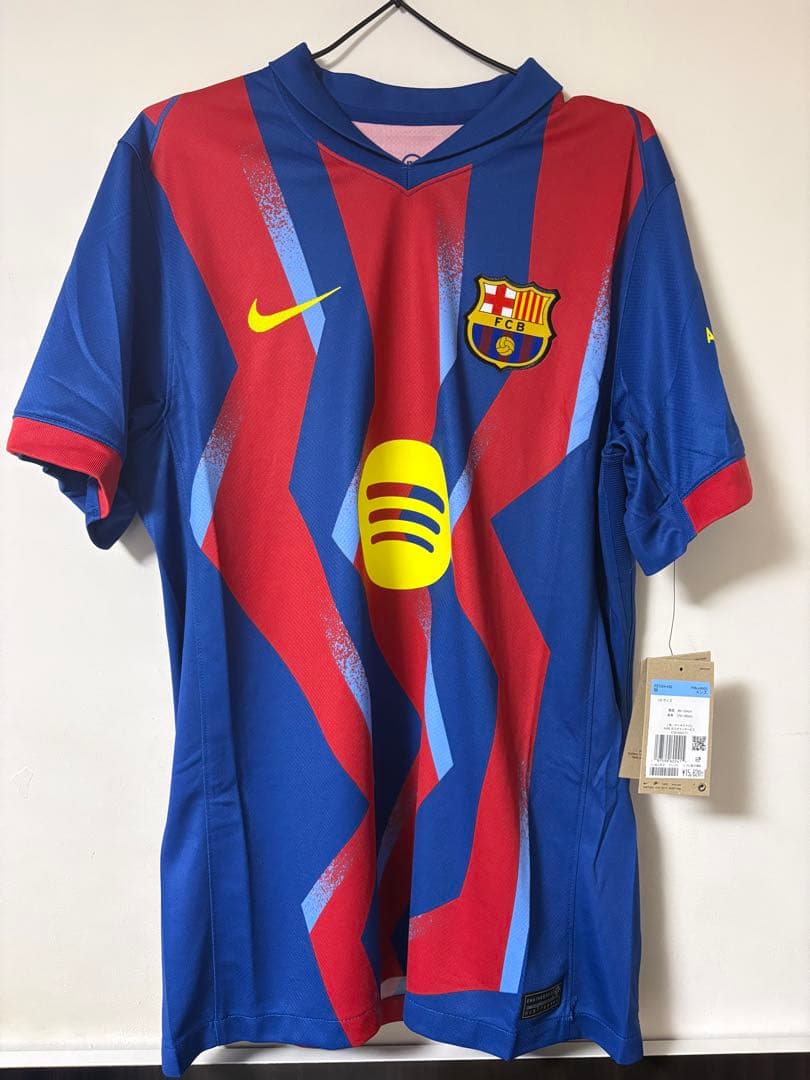 Nike FC Barcelona シャツ 限定商品