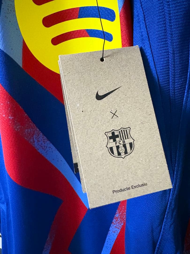 Nike FC Barcelona シャツ 限定商品