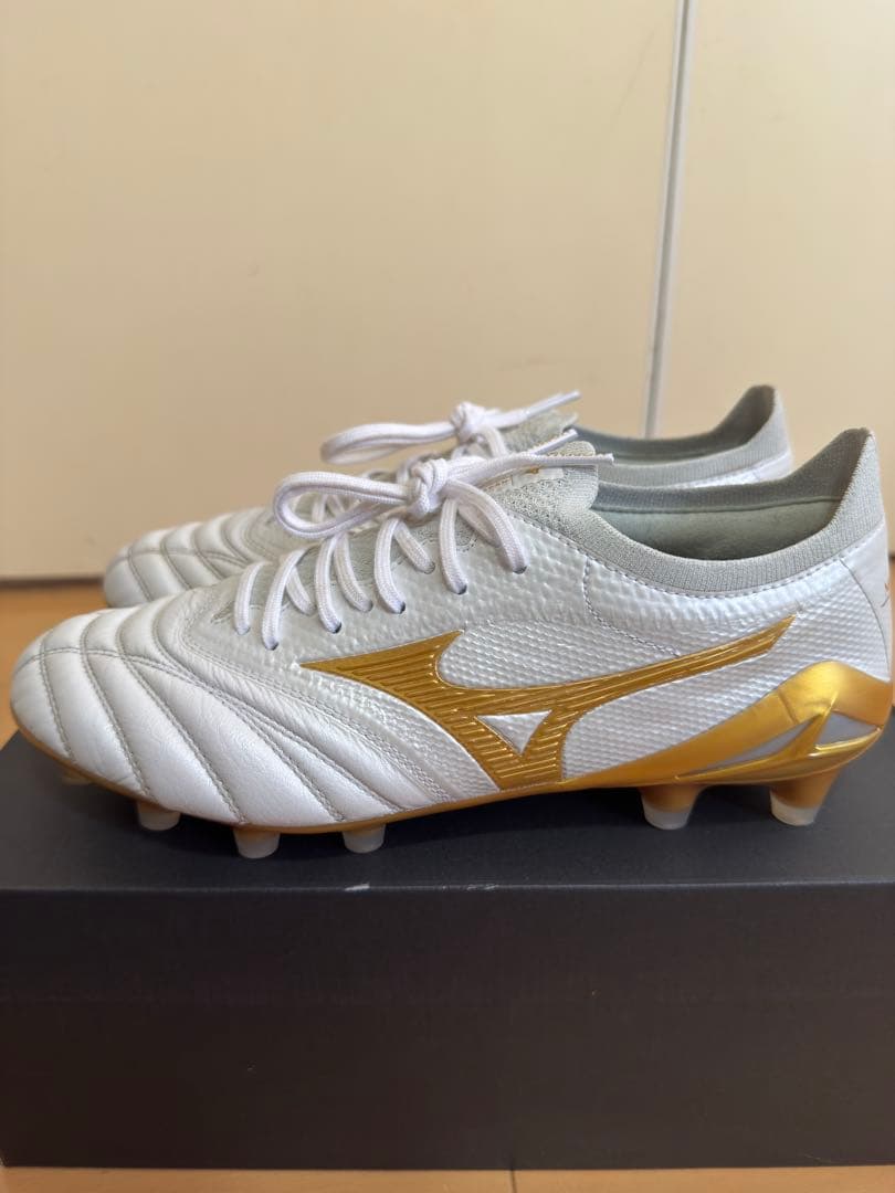 Mizuno モレリアネオ4β 25.0