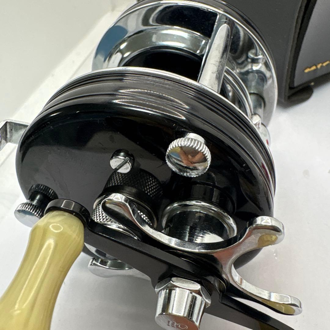 ABU AMBASSADEUR 5000C ベイトリール