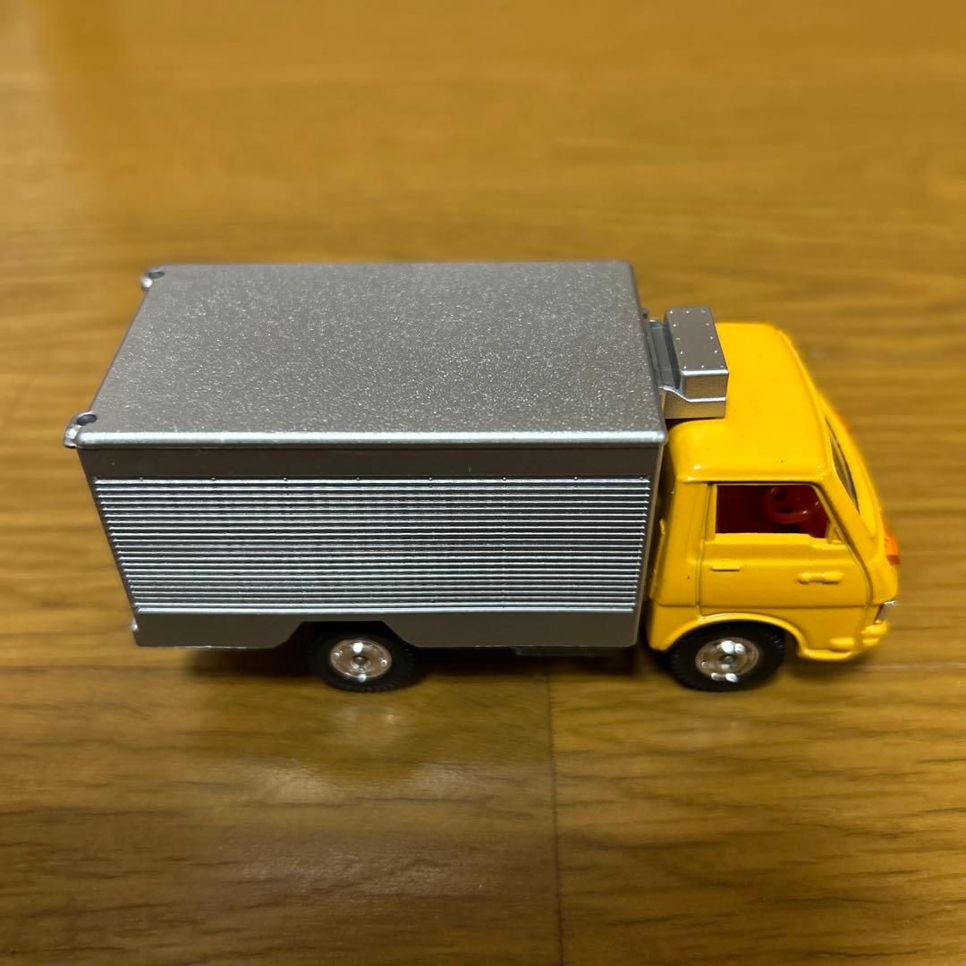 トミカダンディ ダイキャスト いすず エルフ 冷凍車