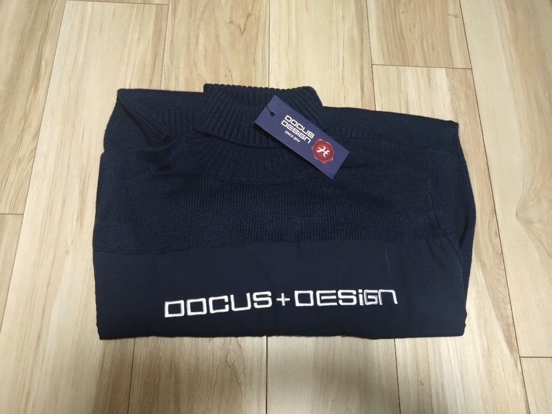 DOUCUS+DESIGN ネイビー タートルネックセーター